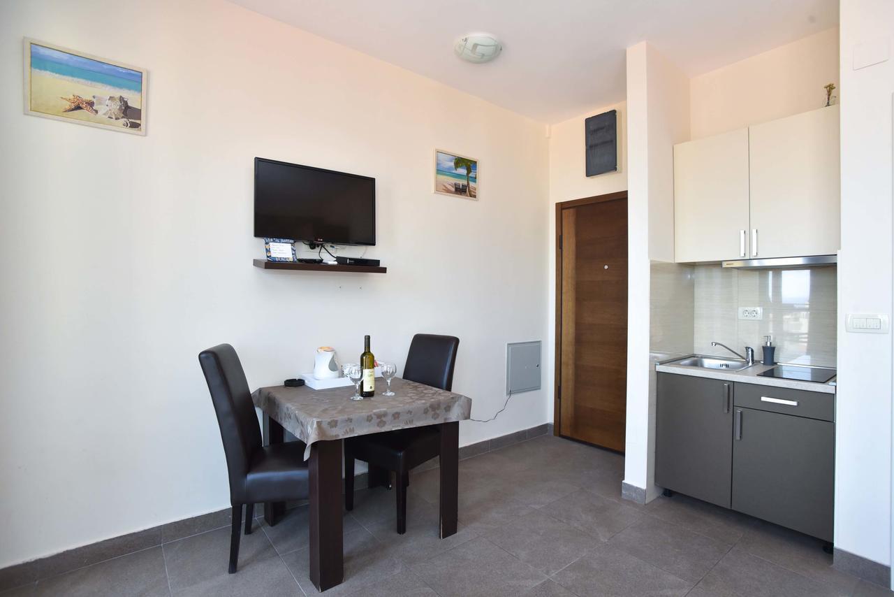 Apartments Jelusic Будва Екстериор снимка