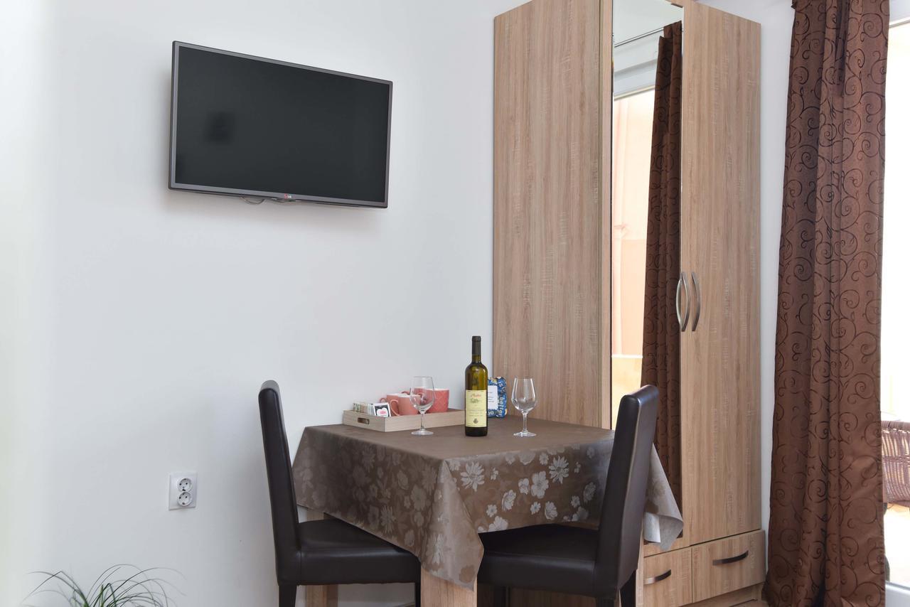 Apartments Jelusic Будва Екстериор снимка