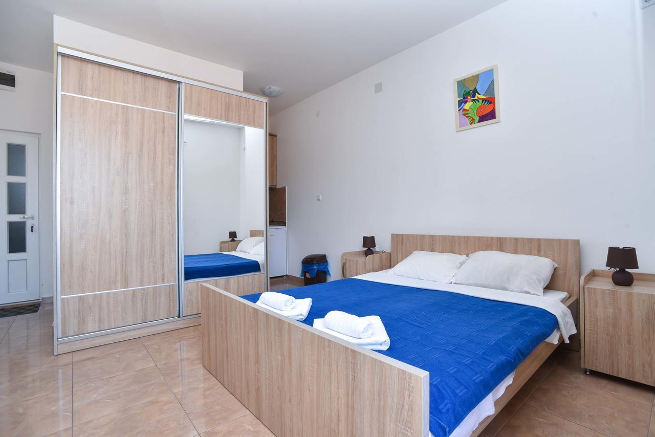 Apartments Jelusic Будва Екстериор снимка