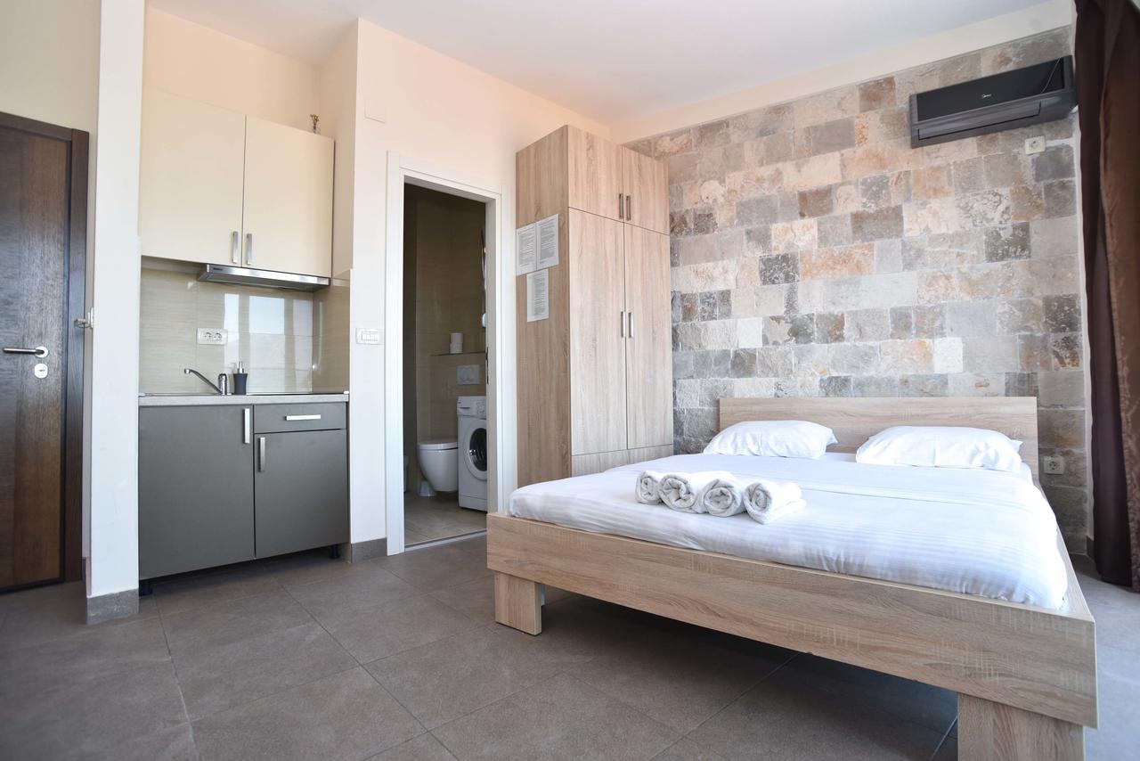 Apartments Jelusic Будва Екстериор снимка